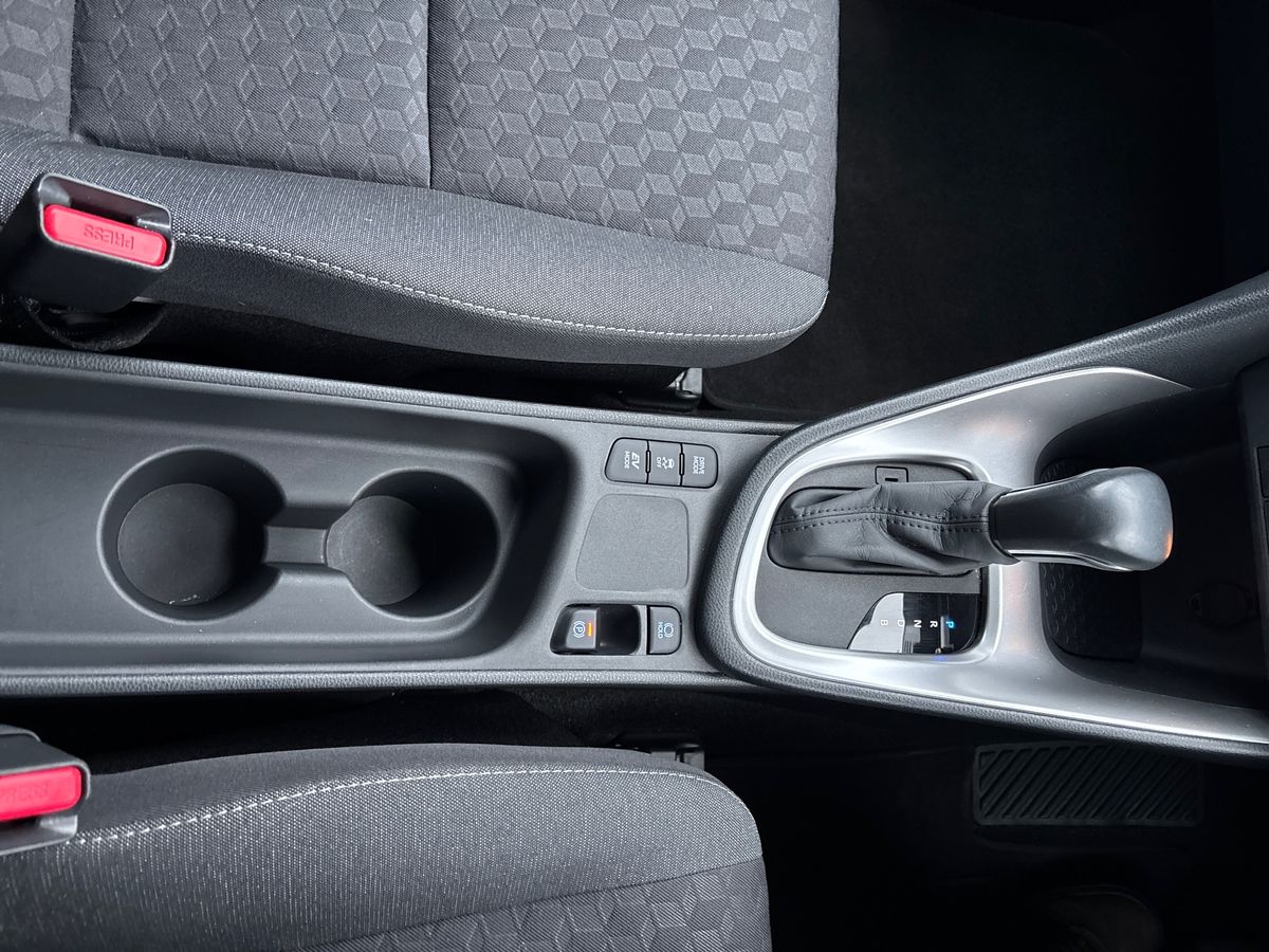 Used Toyota Yaris 2024 for sale - 77099051: Photo 18