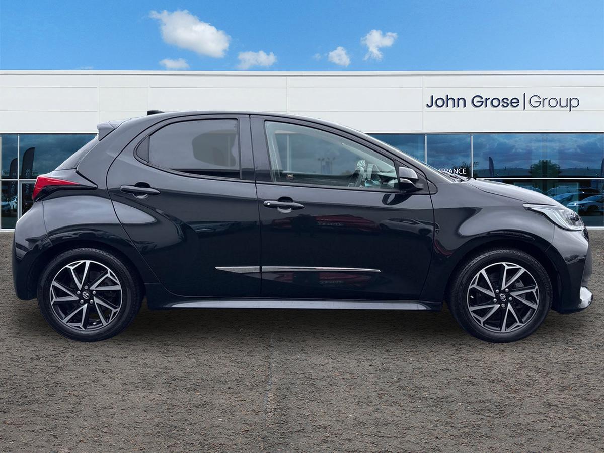 Used Toyota Yaris 2024 for sale - 77099051: Photo 2