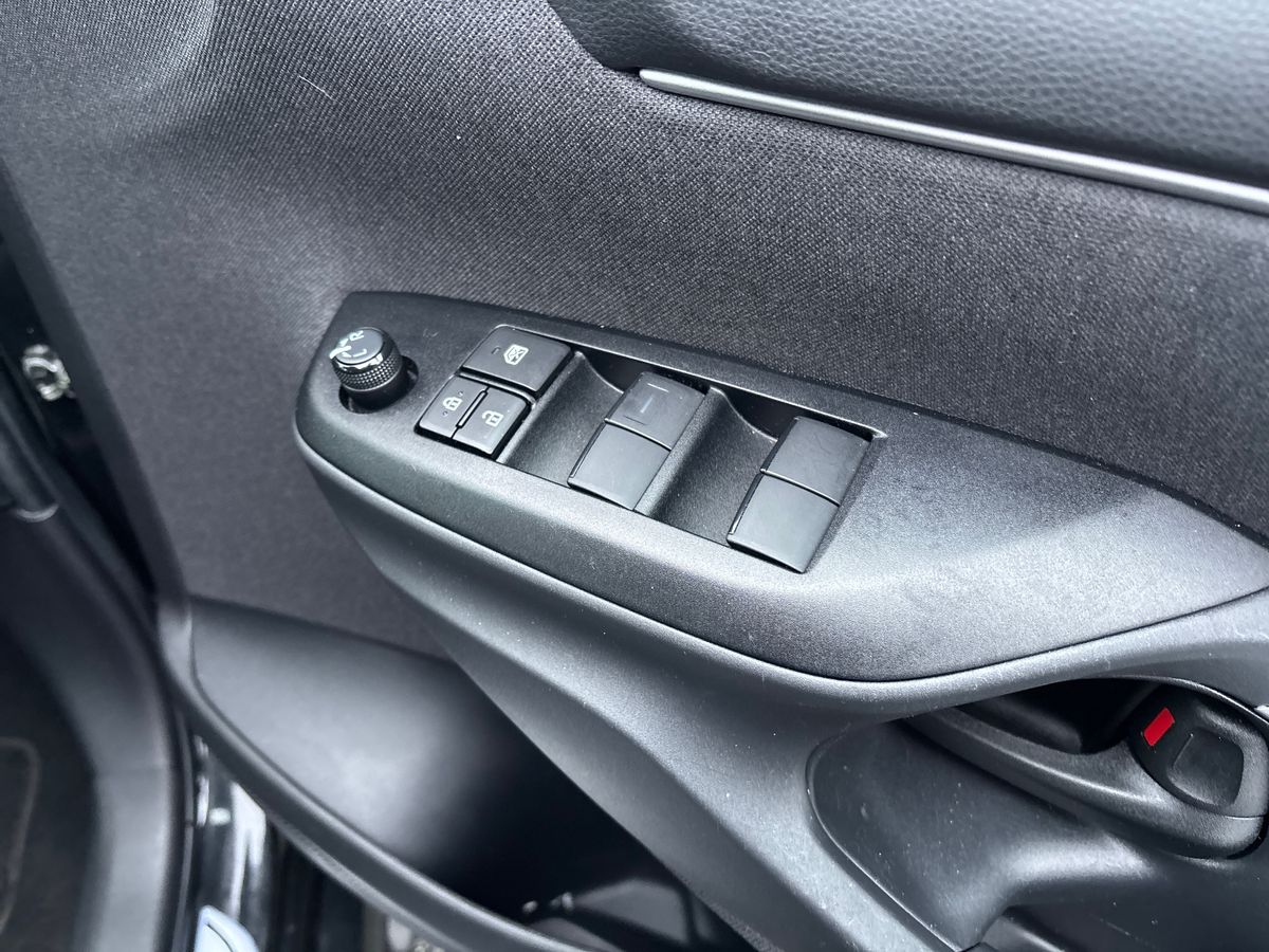 Used Toyota Yaris 2024 for sale - 77099051: Photo 21