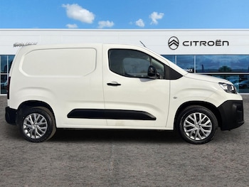 Used Citroen Berlingo 2021 for sale - 75843859: Photo