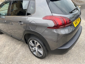 Used Peugeot 2008 2017 for sale - 75537424: Photo