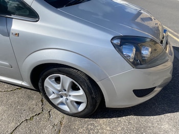 Used Vauxhall Zafira 2011 for sale - 77687407: Photo