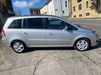 Used Vauxhall Zafira 2011 for sale - 77687407: Photo