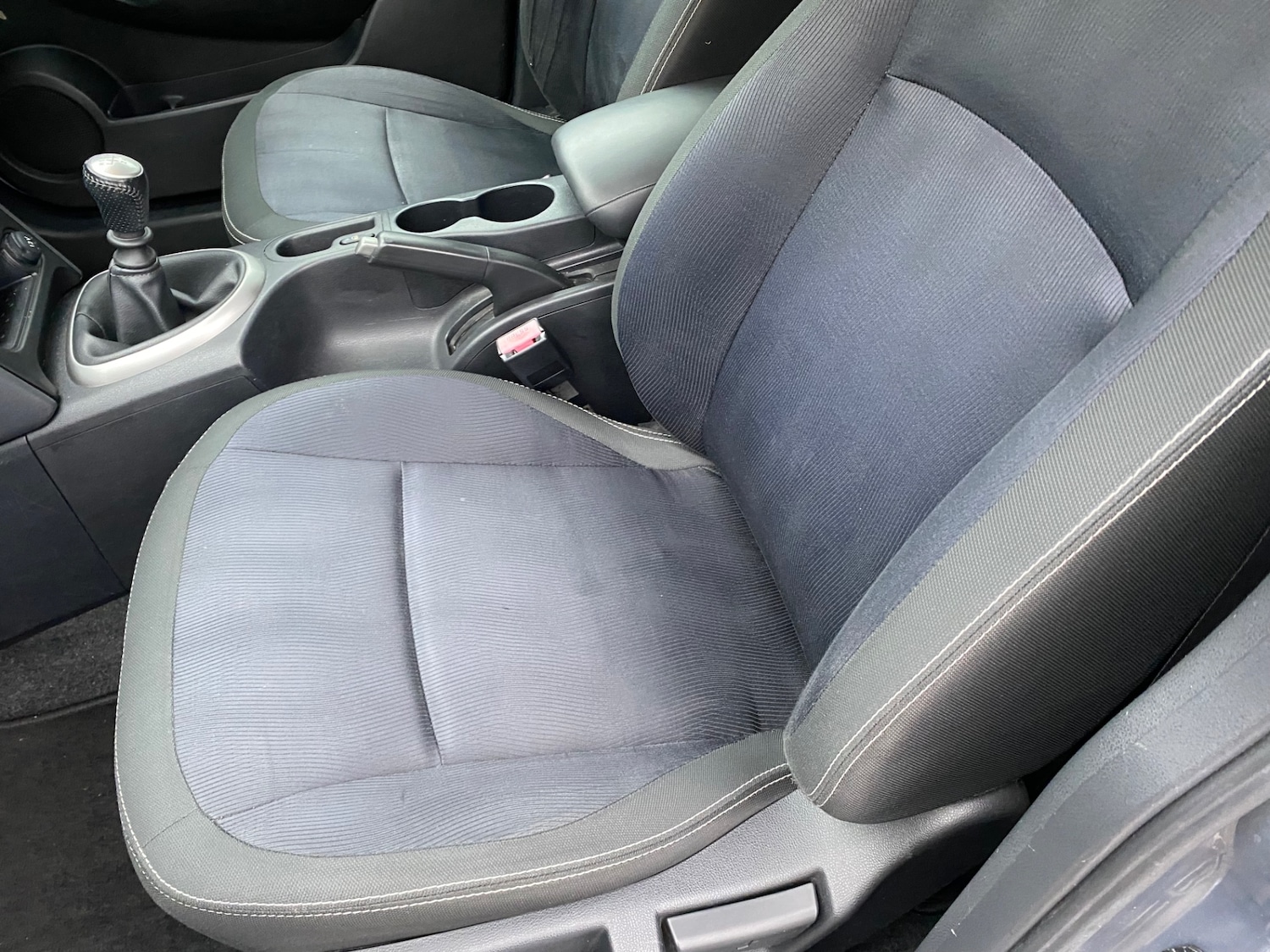 Used Nissan Qashqai 2010 for sale - 76862843: Photo 17