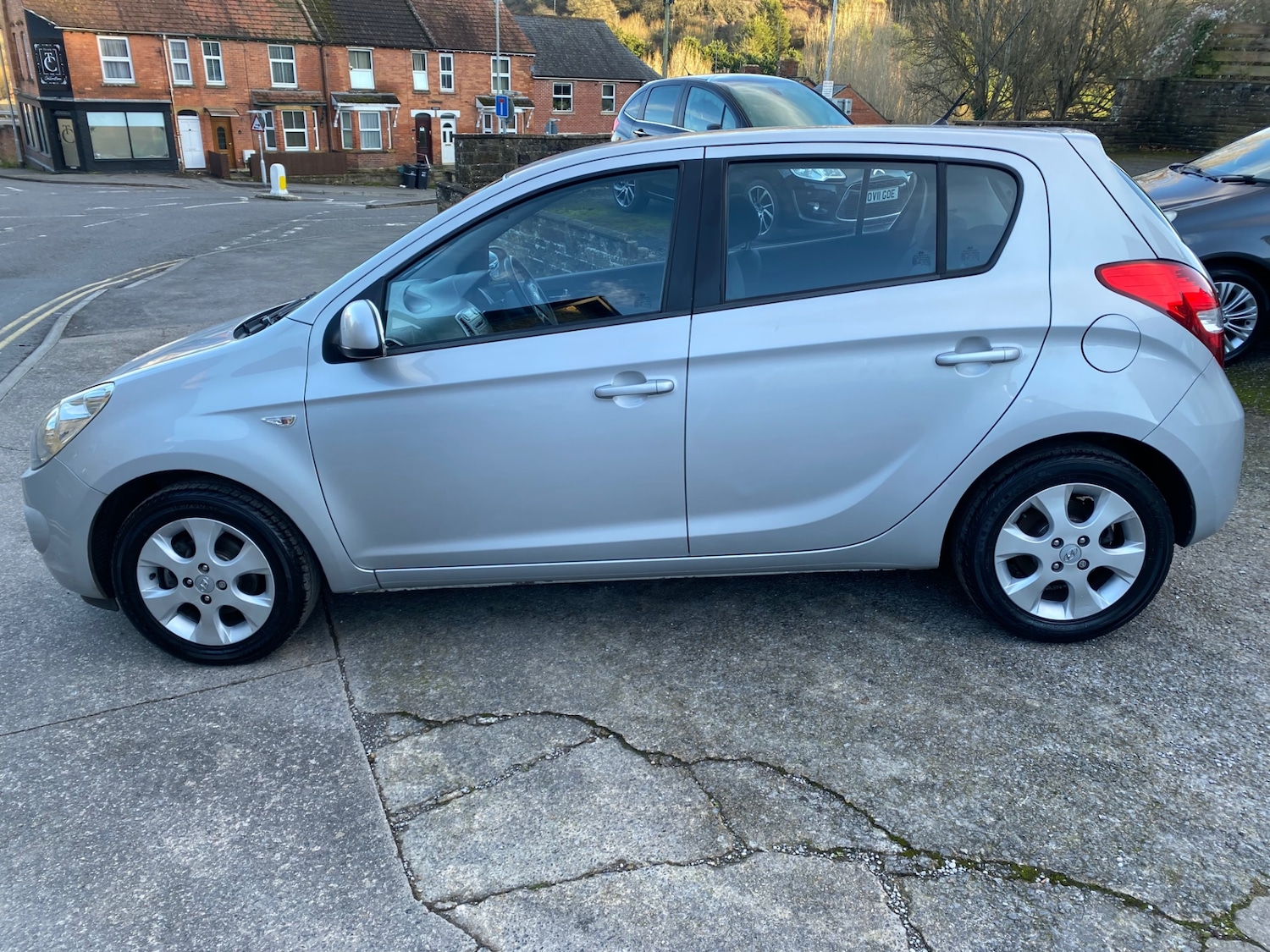 Used Hyundai i20 2011 for sale - 77435264: Photo 8