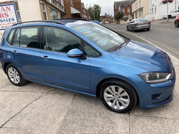 Used Volkswagen Golf SV 2016 for sale - 79661109: Photo