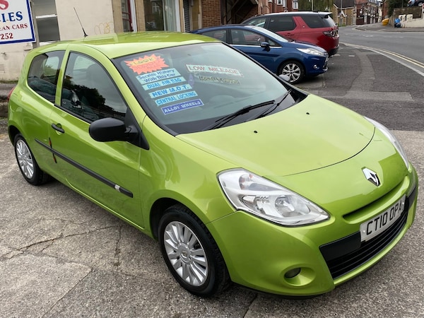 Used Renault Clio 2010 for sale - 76286820: Photo 1