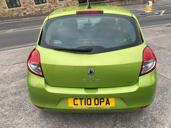 Used Renault Clio 2010 for sale - 76286820: Photo 6
