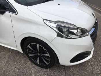Used Peugeot 208 2016 for sale - 74929395: Photo