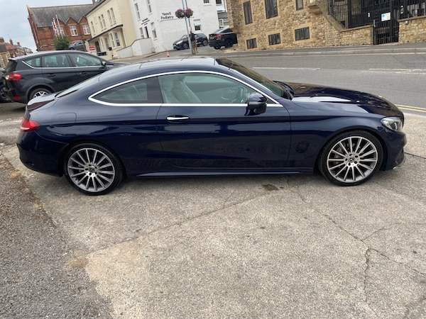 Used Mercedes-Benz C-Class 2017 for sale - 75660751: Photo 4