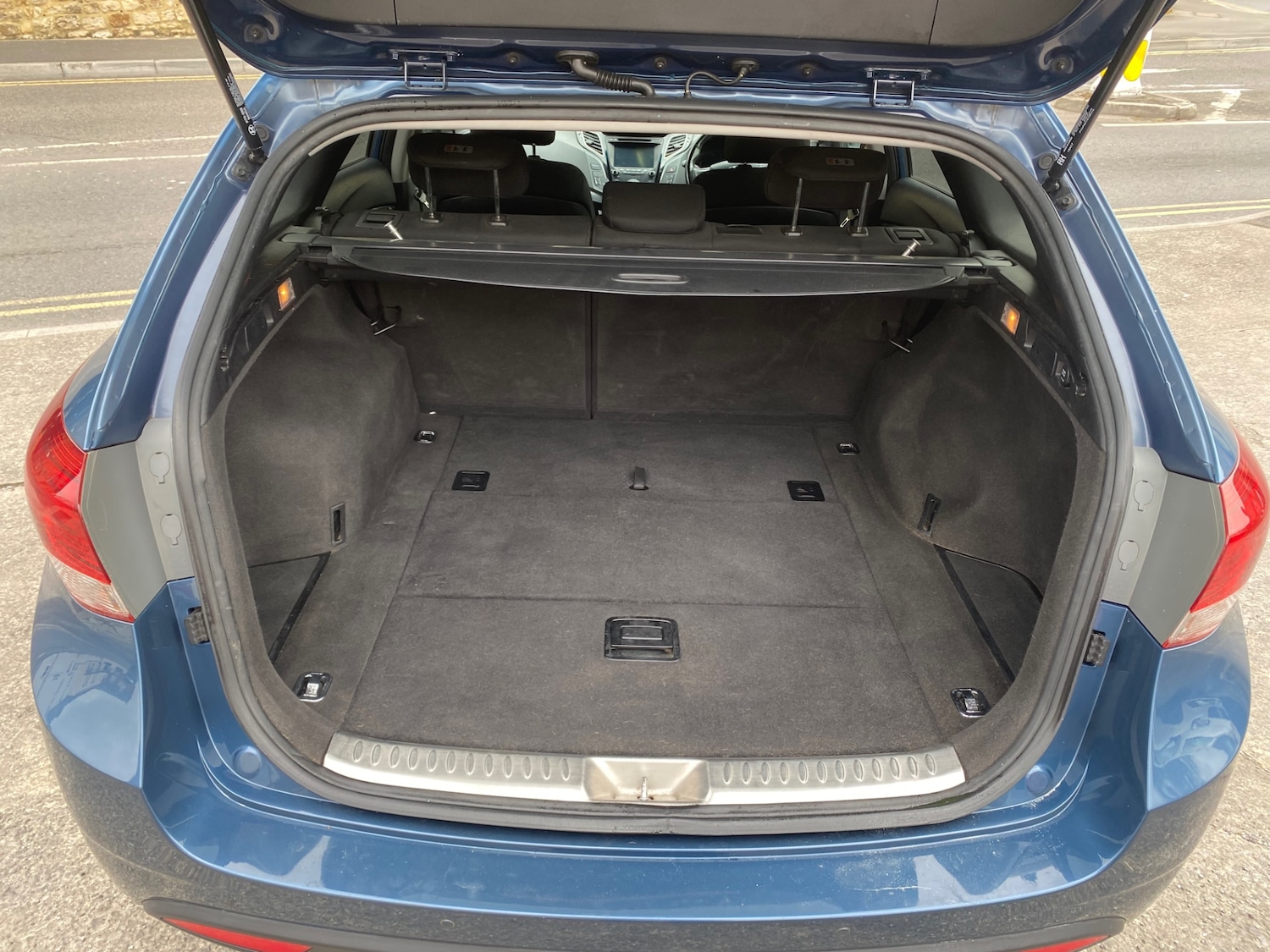 Used Hyundai i40 2015 for sale - 78132050: Photo 11