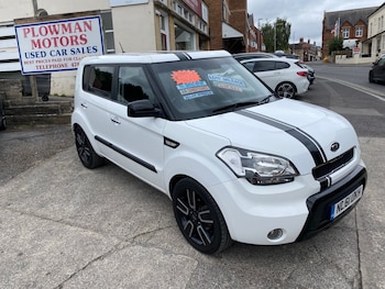2011 (61) - 1.6 CRDi Echo 5dr