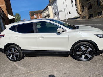 Used Nissan Qashqai 2017 for sale - 78379378: Photo