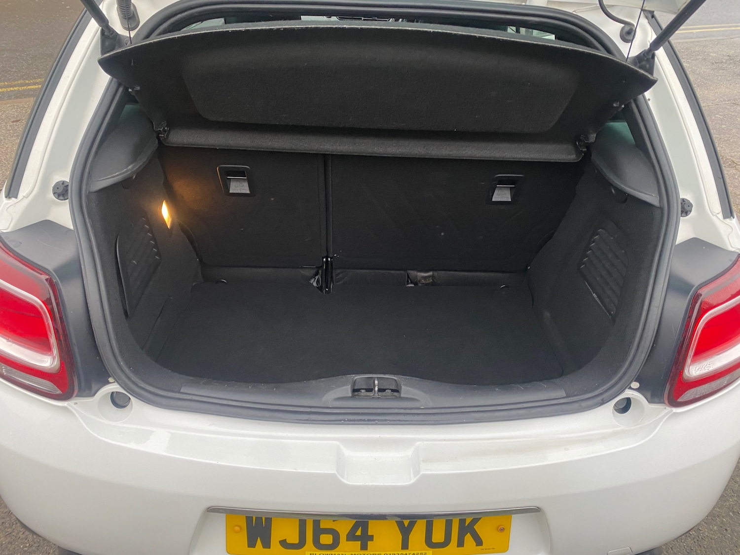 Used Citroen DS3 2014 for sale - 76971183: Photo 10