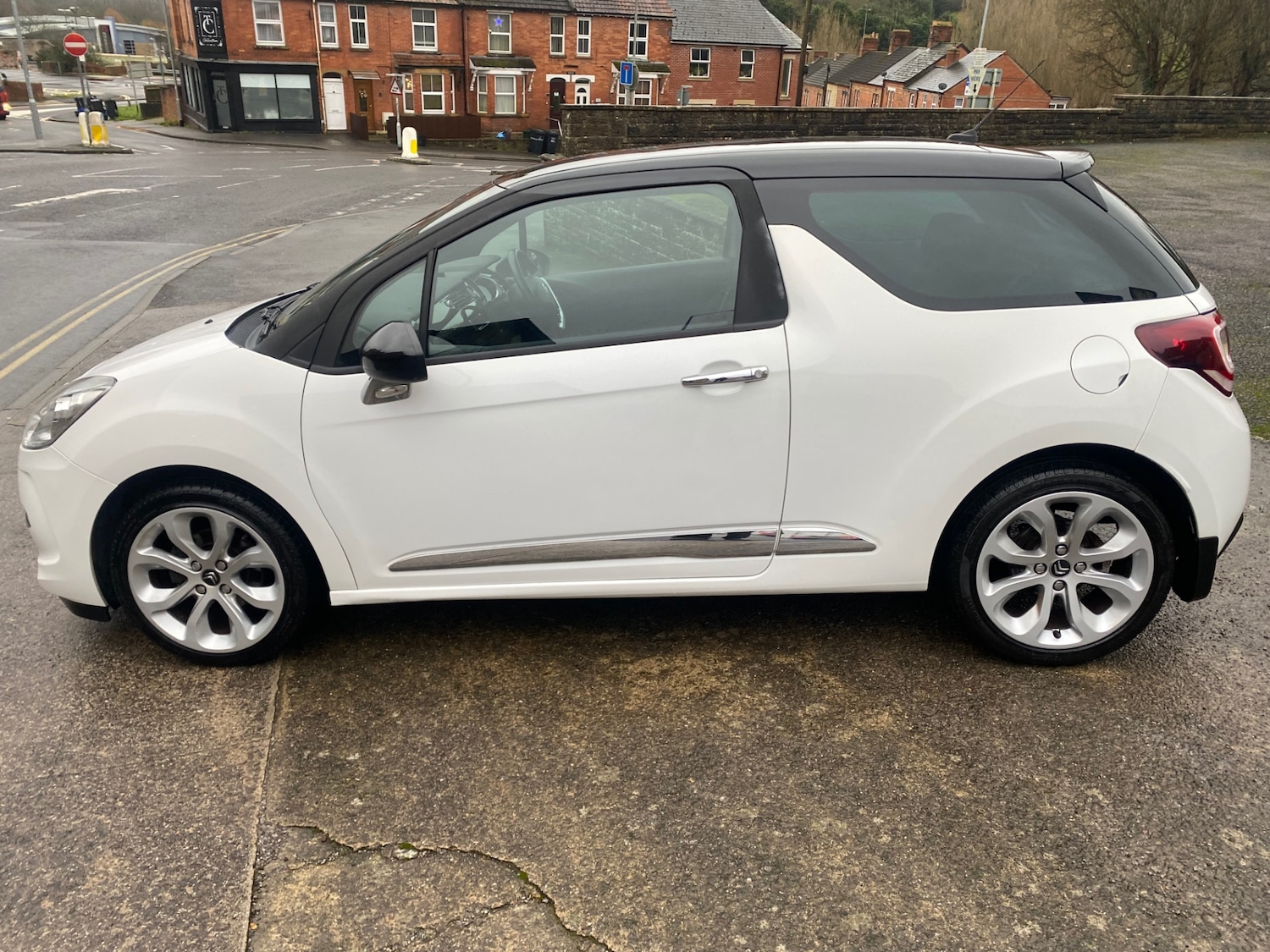 Used Citroen DS3 2014 for sale - 76971183: Photo 8