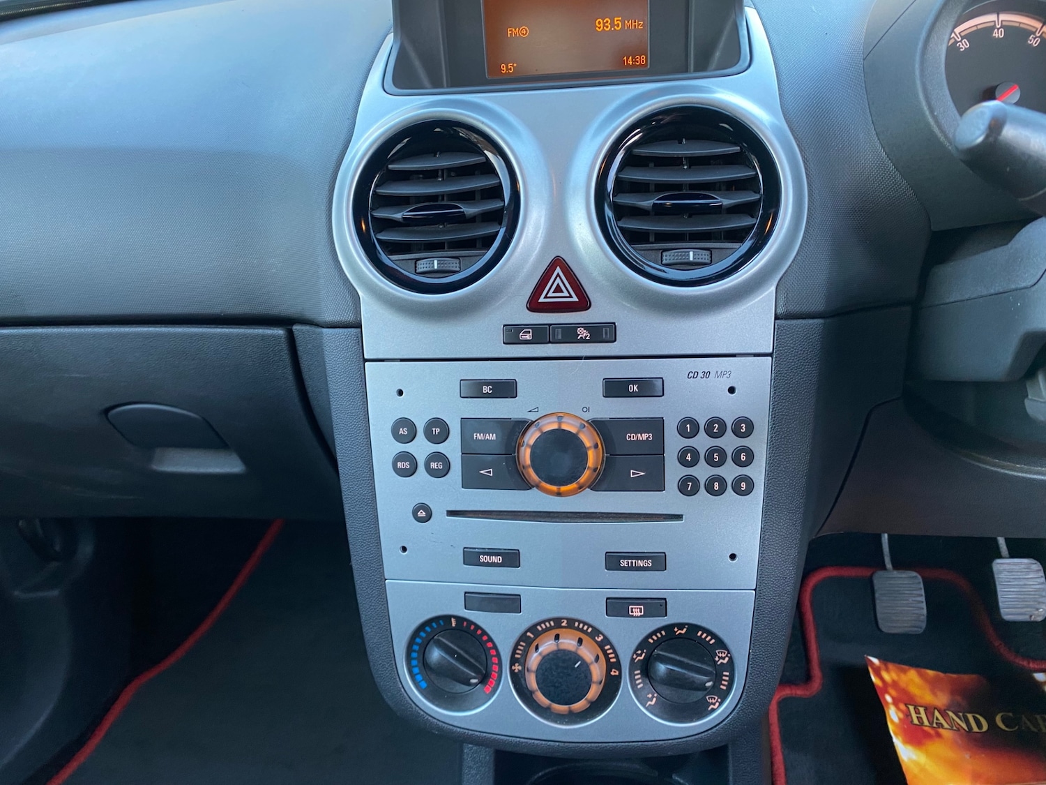 Used Vauxhall Corsa 2011 for sale - 76932192: Photo 20