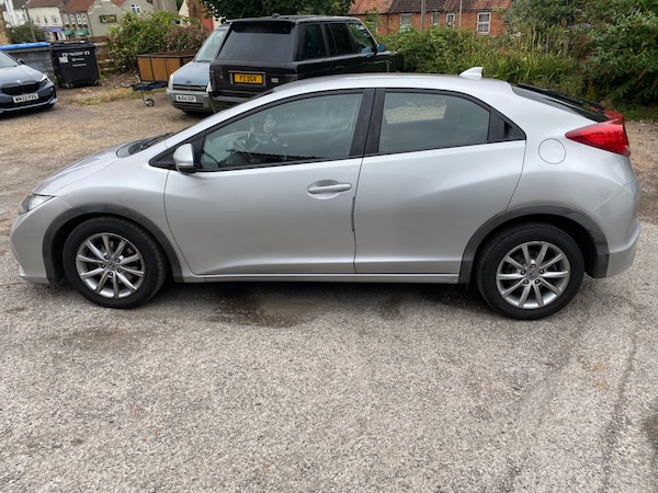 Used Honda Civic 2012 for sale - 75474428: Photo 8
