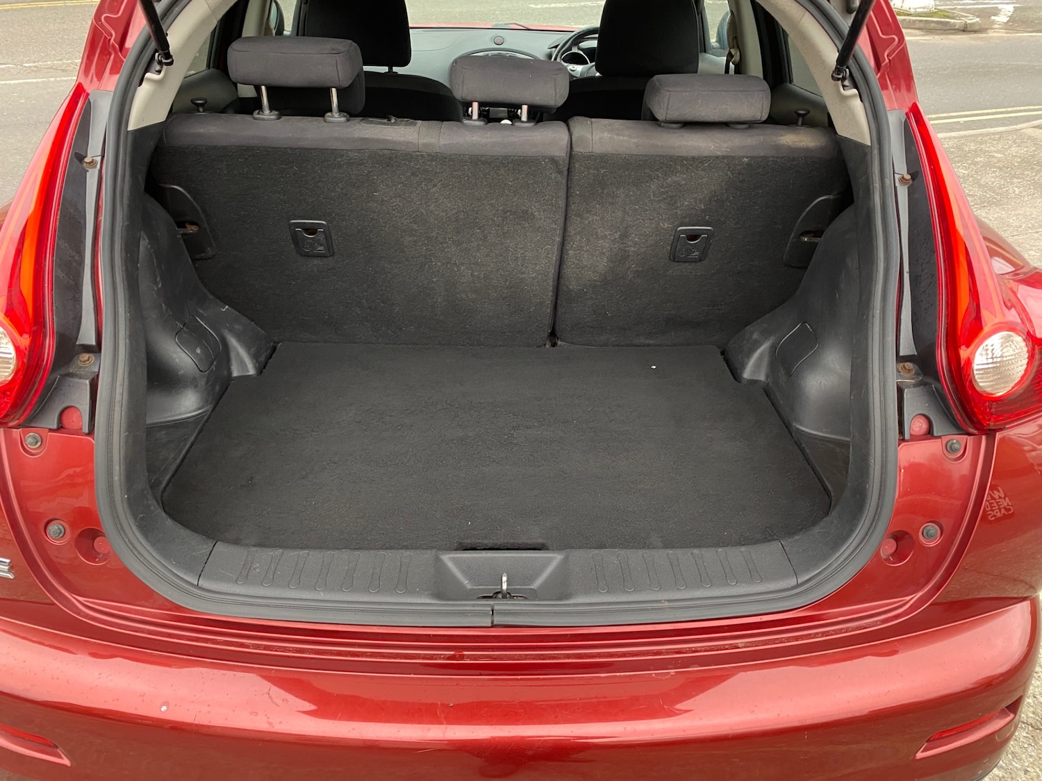 Used Nissan Juke 2011 for sale - 77641078: Photo 11