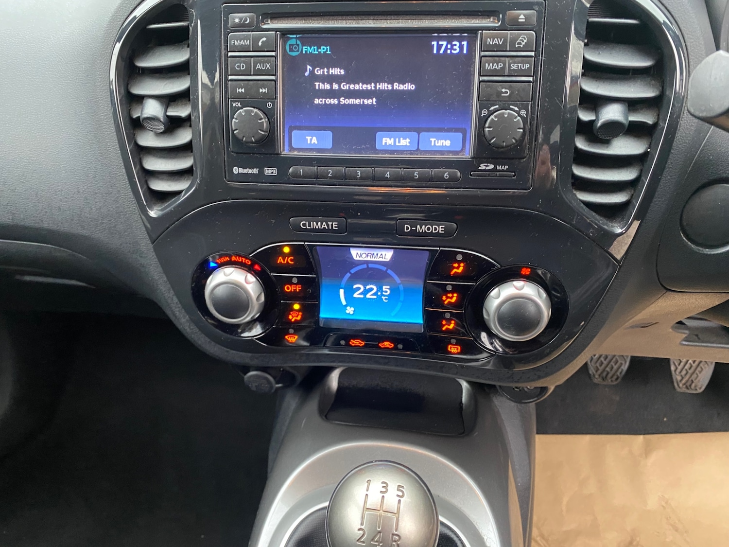 Used Nissan Juke 2011 for sale - 77641078: Photo 23