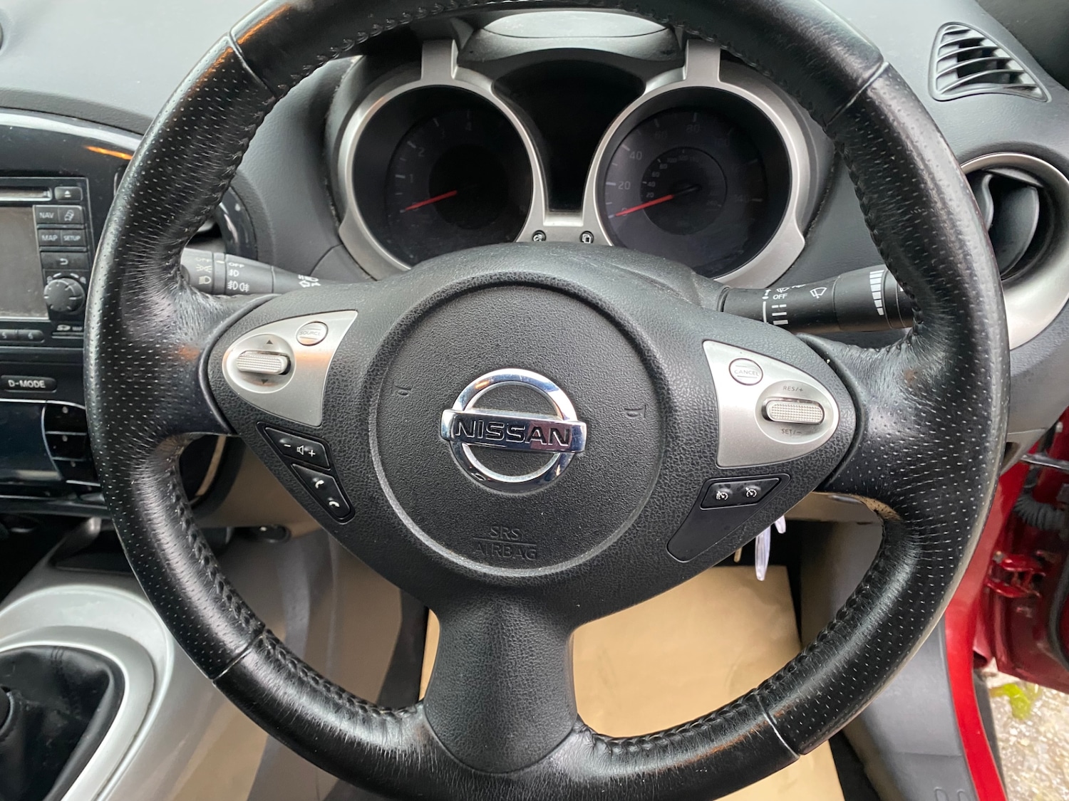 Used Nissan Juke 2011 for sale - 77641078: Photo 25