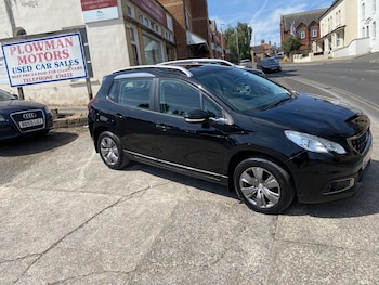 Used Peugeot 2008 2017 for sale - 79386315: Photo