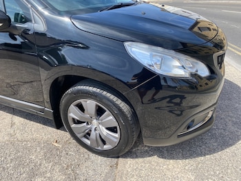 Used Peugeot 2008 2017 for sale - 79386315: Photo