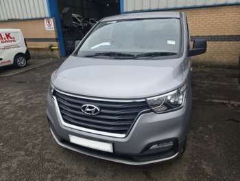 2019 (02) - 2.5 CRDi SE Nav 5dr