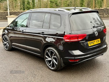 Used Volkswagen Touran 2018 for sale - 77909975: Photo