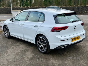 Used Volkswagen Golf 2021 for sale - 77884152: Photo