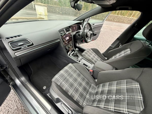 Used Volkswagen Golf 2018 for sale - 77684716: Photo 9