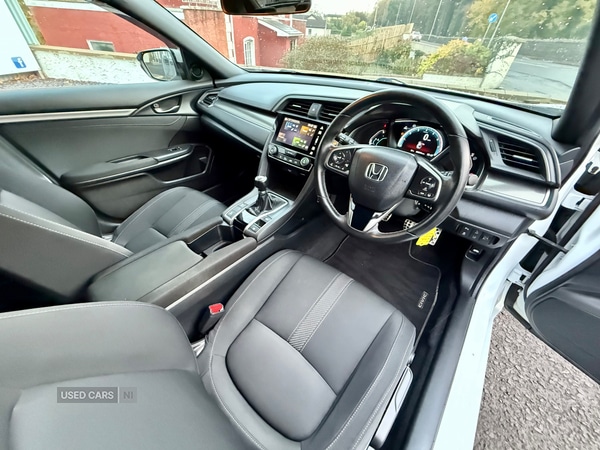 Used Honda Civic 2018 for sale - 76409901: Photo 8