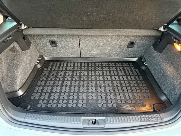 Used Volkswagen Polo 2017 for sale - 76409902: Photo 11