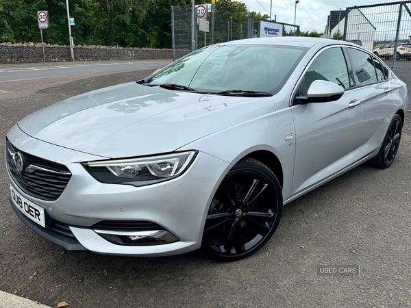 Used Vauxhall Insignia 2018 for sale - 75697933: Photo 2
