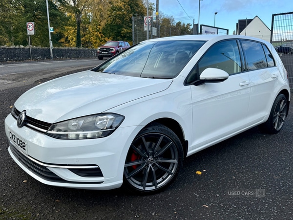 Used Volkswagen Golf 2018 for sale - 76409903: Photo 2