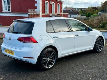 Used Volkswagen Golf 2018 for sale - 76409903: Photo
