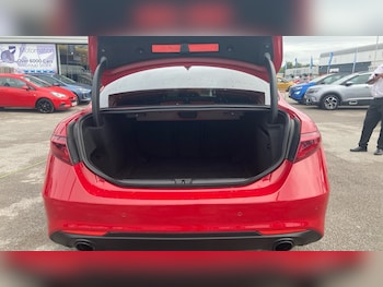 Used Alfa Romeo Giulia 2022 for sale - 75502206: Photo