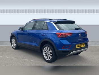 Used Volkswagen T-Roc 2022 for sale - 75274748: Photo