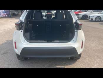 Used Toyota Yaris Cross 2021 for sale - 74858663: Photo