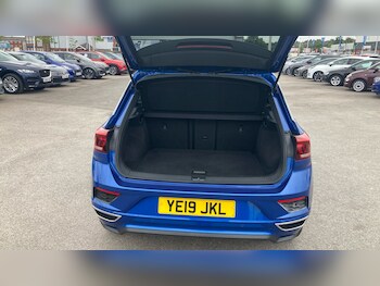 Used Volkswagen T-Roc 2019 for sale - 75556043: Photo