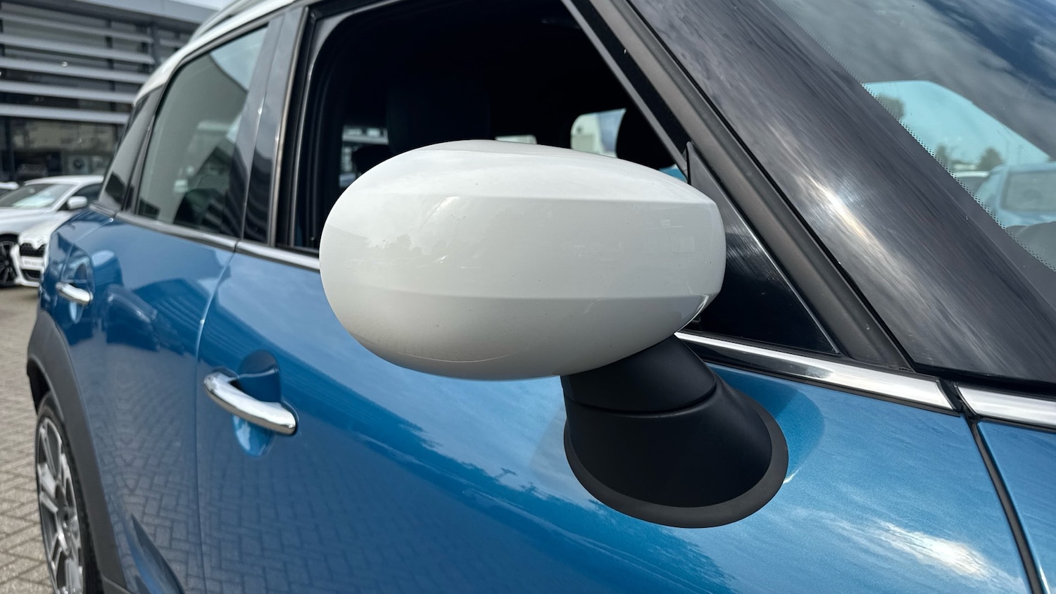 Vehicle 29