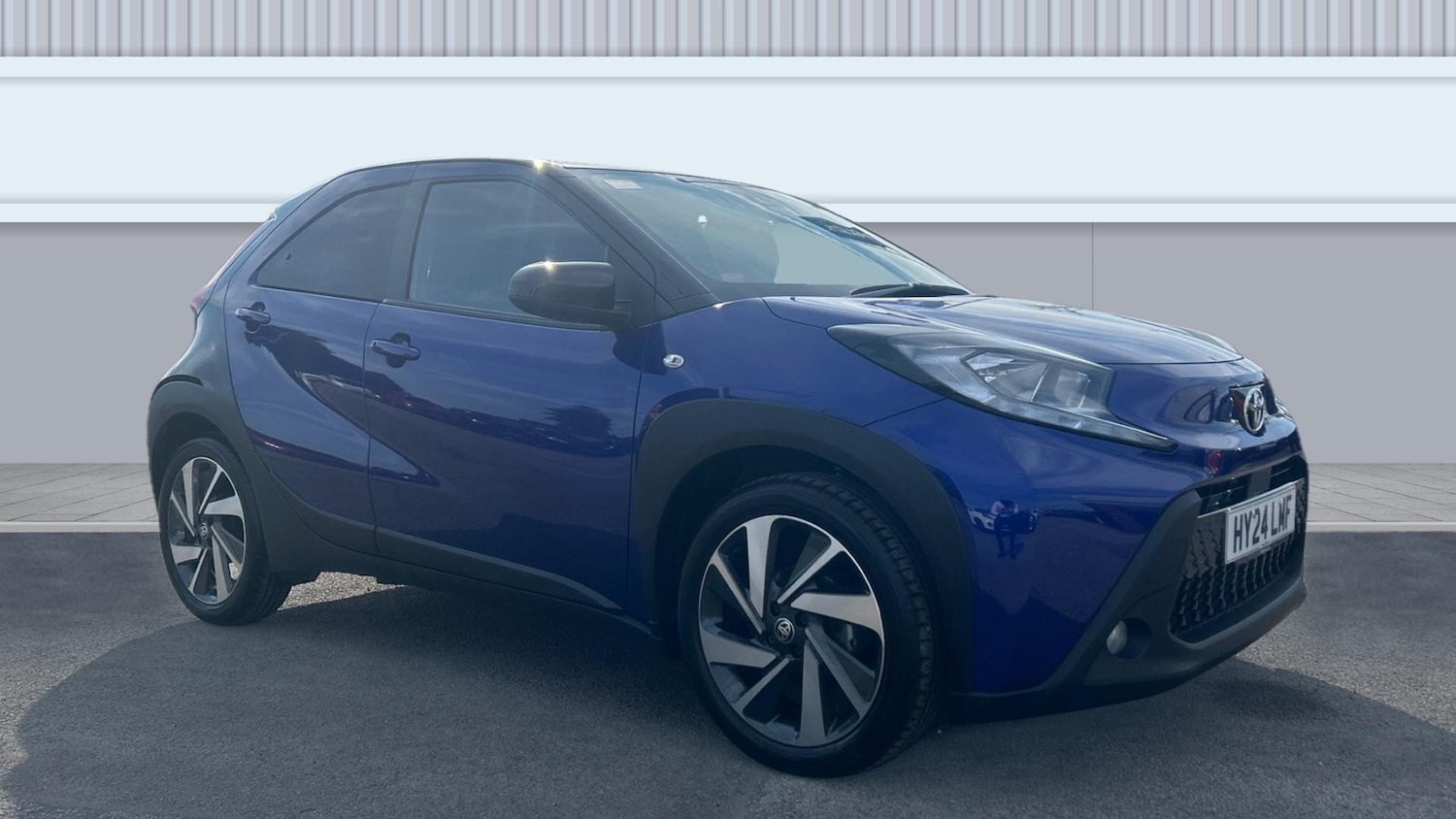 2024 Toyota Aygo X 1.0 VVT-i Edge 5dr Petrol Hatchback Hatchback Petrol Manual - Picture 1 of 24