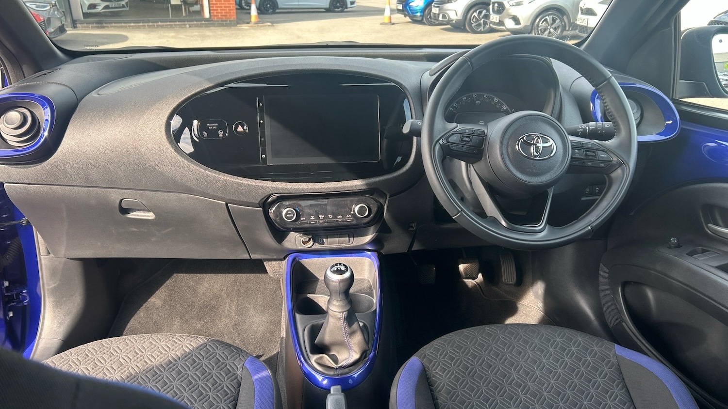 2024 Toyota Aygo X 1.0 VVT-i Edge 5dr Petrol Hatchback Hatchback Petrol Manual - Picture 10 of 24