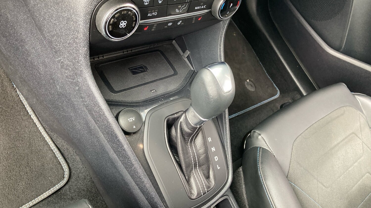 2022 Ford Fiesta 1.0 EcoBoost Hbd mHEV 125 Active Vignale 5dr Auto Petrol Hatchb - Picture 13 of 24