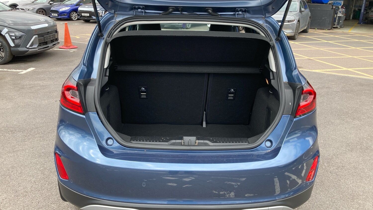 2022 Ford Fiesta 1.0 EcoBoost Hbd mHEV 125 Active Vignale 5dr Auto Petrol Hatchb - Picture 4 of 24