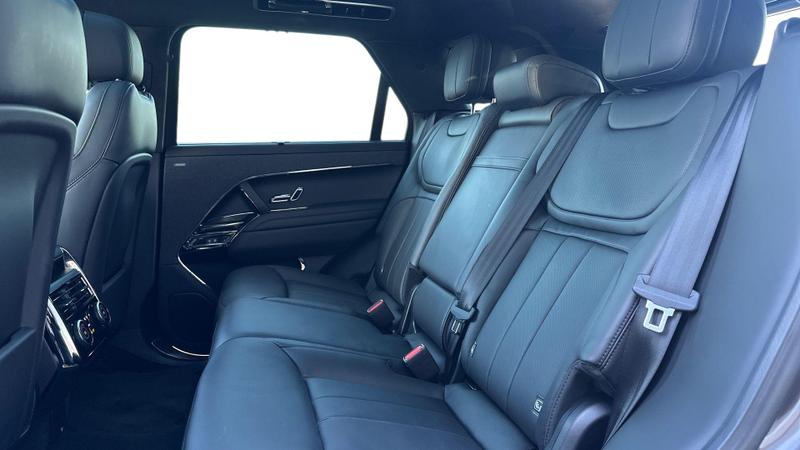 Used Land Rover Range Rover Sport 2025 for sale - 77339867: Photo 4