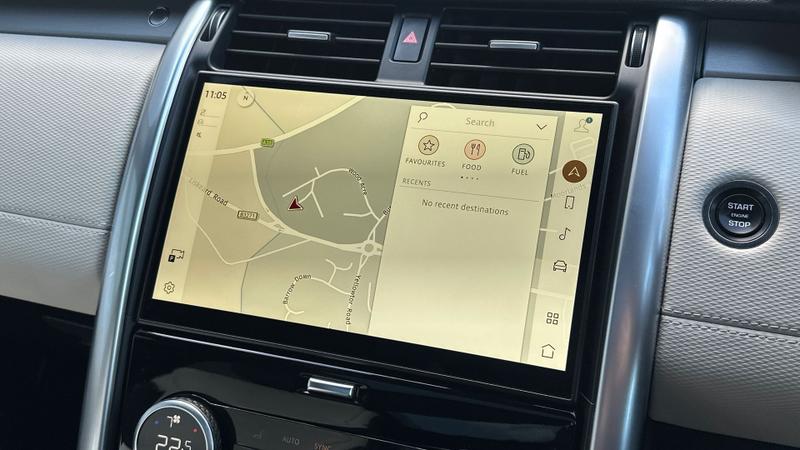 Used Land Rover Discovery 2023 for sale - 77339829: Photo 11