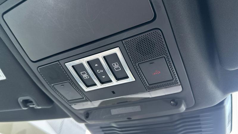 Used Land Rover Discovery 2023 for sale - 77339829: Photo 23