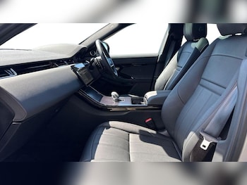 Used Land Rover Range Rover Evoque 2025 for sale - 78973997: Photo