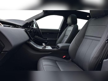 Used Land Rover Range Rover Evoque 2025 for sale - 78352842: Photo