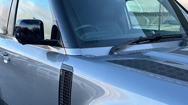 Used Land Rover Defender 2023 for sale - 77339839: Photo 20